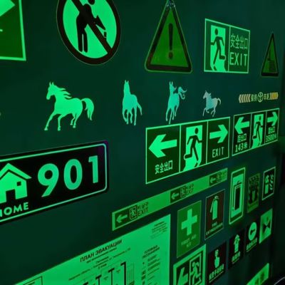 Instructies voor de nooduitgang Reflectief vinyl 240mic voor veiligheidsmarkering