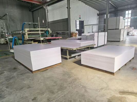 High Density 4''X8'' White PVC Celuka Boards PVC Plastic Foam Board for Furniture and Cabinet